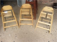 Lot of 3 High Chairs