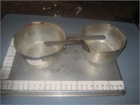 Lot of 2 Pots With Handles