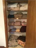 Linen Closet full of linens