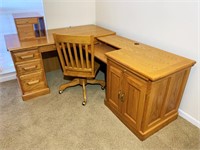 Corner desk with chair