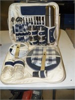 Wenzel "New"Picnic Set