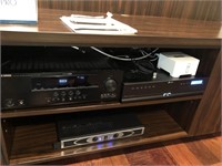 Yamaha RX-V665 Receiver with Remote