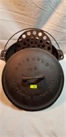 Griswold #9 Tite-Top Dutch Oven w/ Trivit