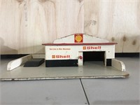 Shell wooden service station