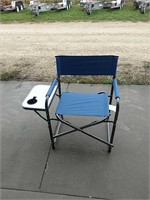 Blue Folding picnic chair, attached beverage tray