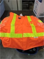 4 Safety Vests, Size XL