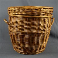 Wicker and Rattan Round Storage Basket with Lid