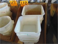 2 Qt and 6 Qt Plastic Containers