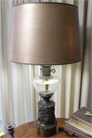 VINTAGE 1960'S TABLE LAMP