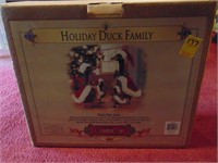 Holiday Duck Family IN BOX