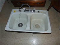 Cast iron sink, porcelain basin