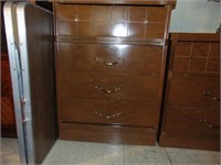 4-drawer retro type dresser