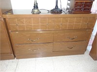 6-drawer retro type dresser