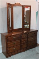 6 Drawer dresser 3 section mirror