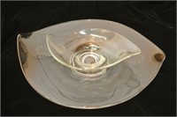 Cornflower 13.5" serving plate and 8.5" bowl