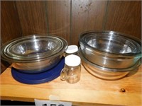 Anchor Hocking glass mixing bowl set - Pyrex