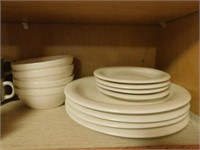 4 place setting Gibson dishes - 6 Chateau plates,