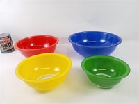 Ensemble 4 bols Pyrex couleurs variées