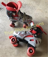 Roller skates & pads