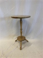 Small Maple Round Table