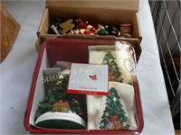 Box wooden Christmas ornaments & 3 pc holiday