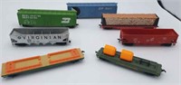 BOX, HOPPER, FLAT CAR TRAIN LOT HO SCALE