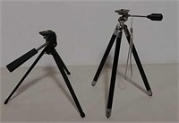 2 Camera tripods