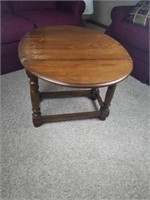 Oval drop leaf side table