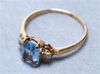 14K Gold & Blue Topaz Lady's Ring