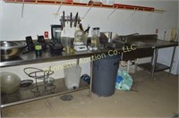STAINLESS STEEL PREP TABLE W/ SINK & SPILL EDGES