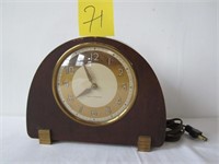 SETH THOMAS ELECTRICAL WOOD CLOCK