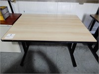 SMALL CONFERENCE TABLE