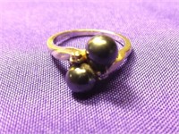 14K WHITE GOLD RING WITH BLACK PEARLS