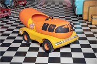Oscar Weiner Hot Dog Car
