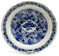 DELFT BLUE & WHITE FLORAL PLATE CHARGER, 18TH C.