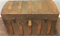 ANTIQUE DOME CHEST WITH TRAY