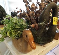 IRON SWAN AND DUCK PLANTER