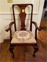 MAHOGANY NEEDLE POINT QUEEN ANNE CHAIRS, X10