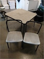 Vintage card table with two chairs