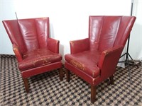 2 fauteuils en cuir "Wingback Chair" 19e siècle