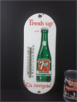 Thermomètre 7up sur plaque de métal émaillé