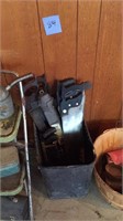 Tote of hand saws