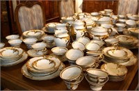 Wawel Recznie Malowane Porcelain Dinner Service