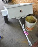 Vintage IH lawn cart w/ dump bed