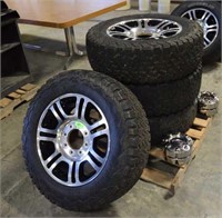 4-PLATINUM FORD F-250 4-WHEEL DRIVE WHEELS & TIRES