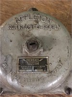 Appleton Retract-o-Reel