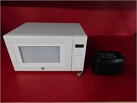 MICROWAVE AND TOASTER  2B2