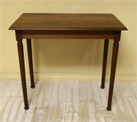 Tapered Leg Oak Occasional Table.