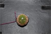 14kt yellow gold Ladies Jade Ring, oval jade