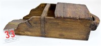 Wooden grain cradle